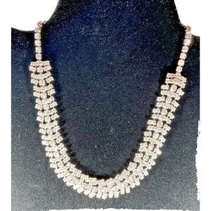 Elegant Choker/Collar Necklace Sparkling Rhinestones Silver Tone Statement Bling
